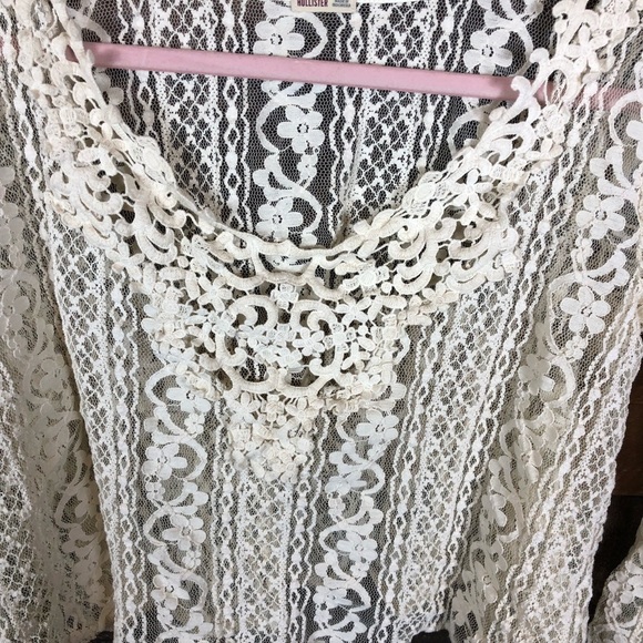 Hollister lace‎ top size XS - Picture 2 of 6